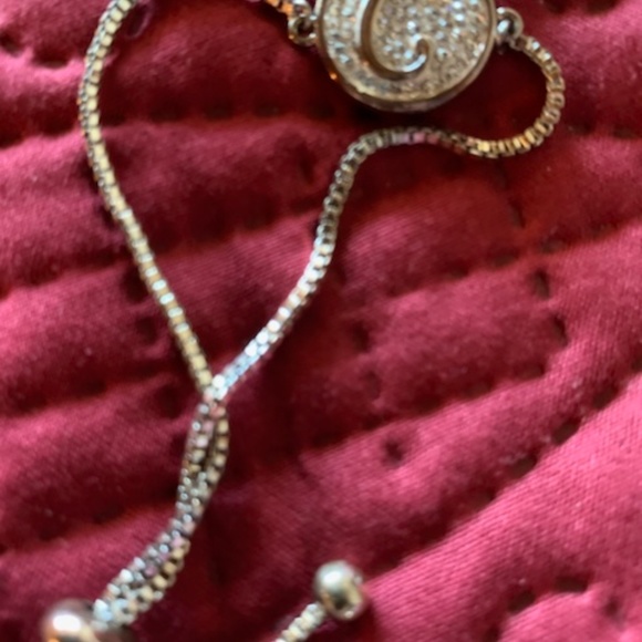 "C" bracelet with silver chain, and clear stones - Picture 6 of 9